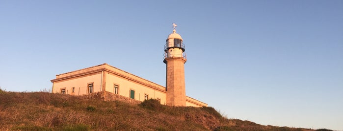 Faro de Lariño is one of Lighthouses Route.