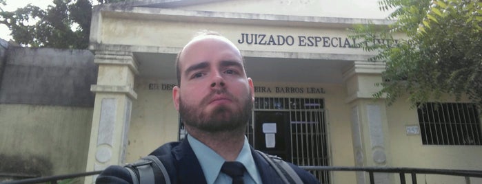 1° Juizado Especial Cível e Criminal is one of Jurídico.