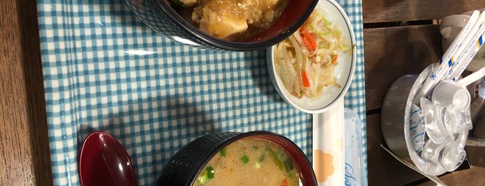 カフェだんだん is one of Sigeki 님이 좋아한 장소.