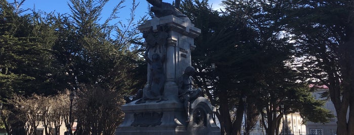Monumento a Hernando de Magallanes is one of Punta Arenas.