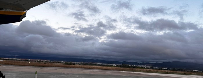 Aeropuerto de Vitoria-Gasteiz (VIT) / Vitoria-Gasteiz'ko Aireportua (Foronda) is one of Airports in SPAIN.