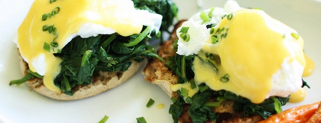 The Loeb Boathouse is one of Best Eggs Benedict in New York City.