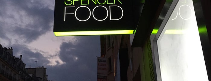 Marks & Spencer Food is one of Tempat yang Disukai ᴡ.