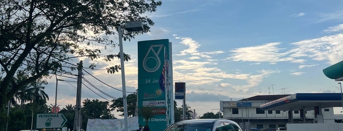 Petronas Pt Sulong is one of Fuel/Gas Station,MY #11.