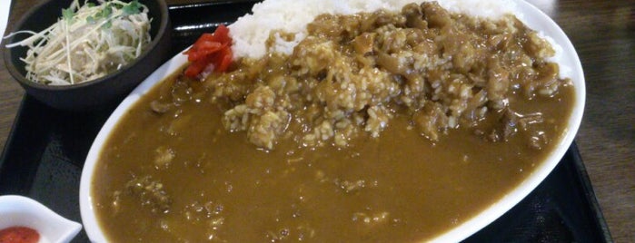 炭火焼肉 もつ鍋 ましゅ屋 本店 is one of curry.