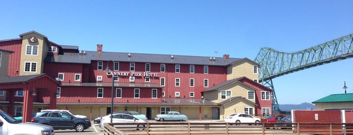 Cannery Pier Hotel is one of Lugares guardados de Stacy.