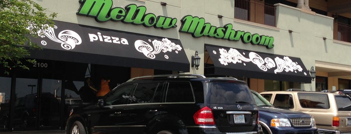 Mellow Mushroom is one of Lunch.