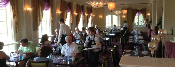 Monsieur Paul is one of WDW Signature Dining.