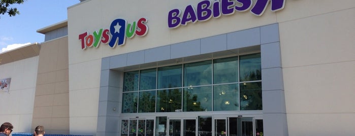 Toys"R"Us is one of Orlando 2014.