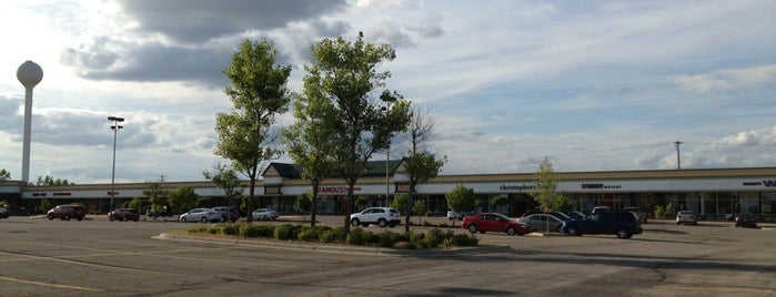 Medford Outlet Center is one of Chelsea : понравившиеся места.