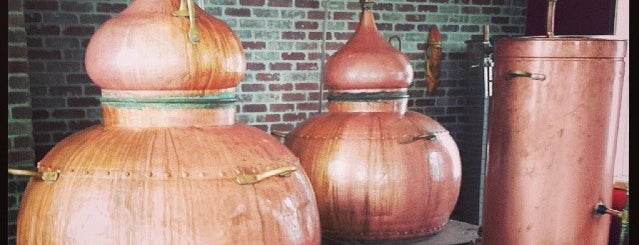 Montanya Distillers is one of Locais salvos de Zach.