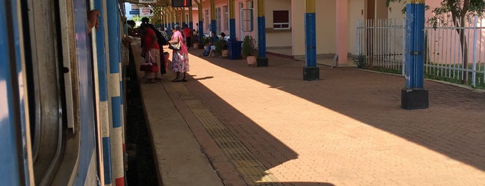 Kilinochchi Railway Station is one of Railway Stations In Sri Lanka.