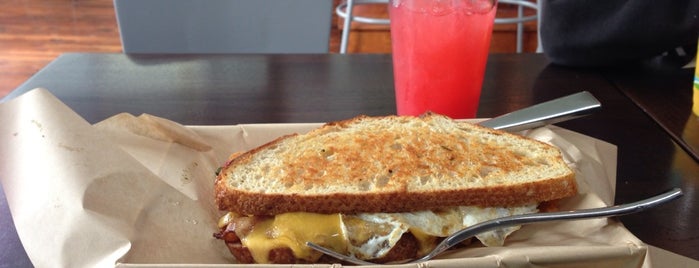 The American Grilled Cheese Kitchen is one of nommers :: sf..