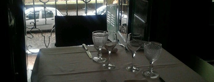Virtudes is one of Restaurantes Porto.