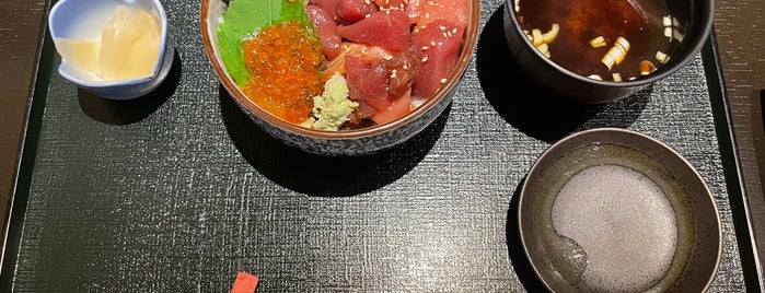 鮨居酒屋みかづき is one of 新宿ランチ2 (Shinjuku lunch 2).