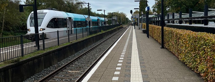 Station Hoogezand-Sappemeer is one of Tjoeke tjoeke tjoek.