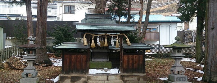 御作田神社 is one of 諏訪.
