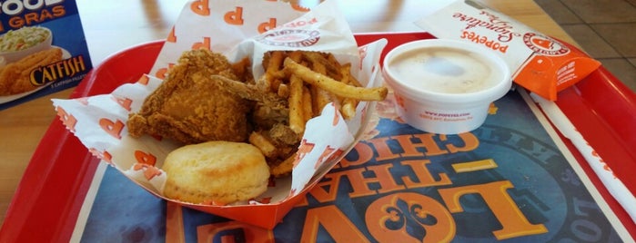 Popeyes Louisiana Kitchen is one of Lugares favoritos de Chester.