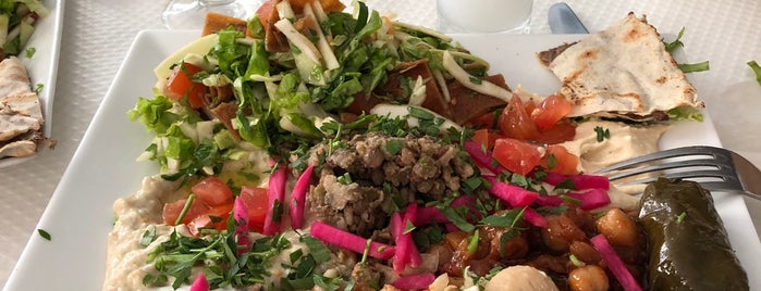 Mezze du Liban is one of Paris.