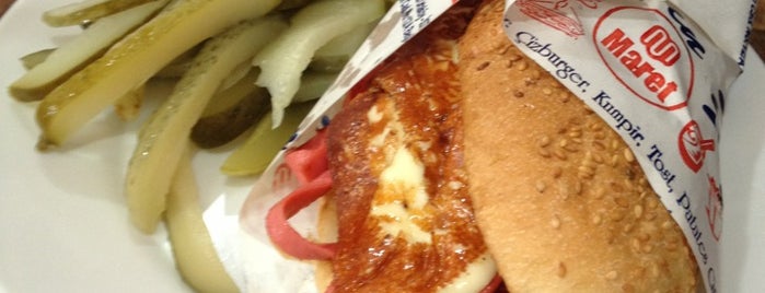 Adnan'ın Yeri İzmir Kumru is one of 🍔 Burger & 🥪 Sandwich @ İstanbul.