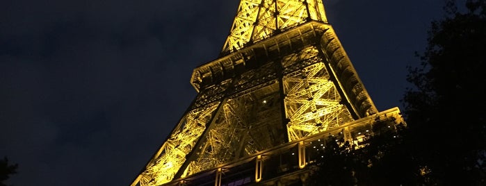 Torre Eiffel is one of Paris 2015.