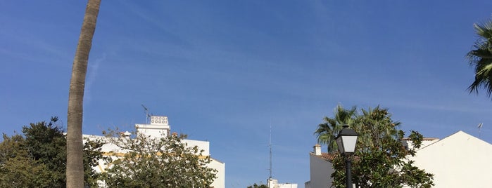 Plaza de España is one of Malaga.