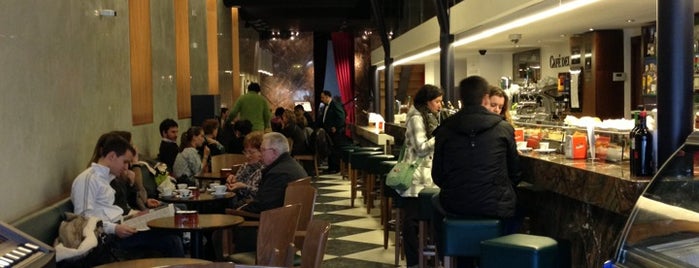 Café del Norte is one of Tempat yang Disukai Ruben.