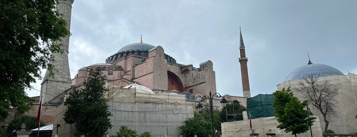 Ayasofya-i Kebir Camii Şerifi is one of Bir Gezginin Seyir Defteri 2.