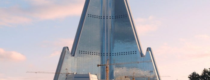 류경호텔 is one of Pyongyang 평양.