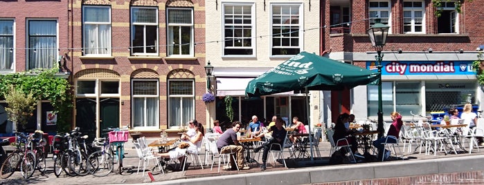 De Kade is one of Den Haag eten en drinken.