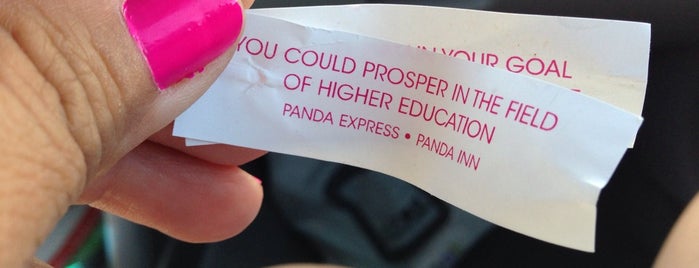 Panda Express is one of S.さんのお気に入りスポット.