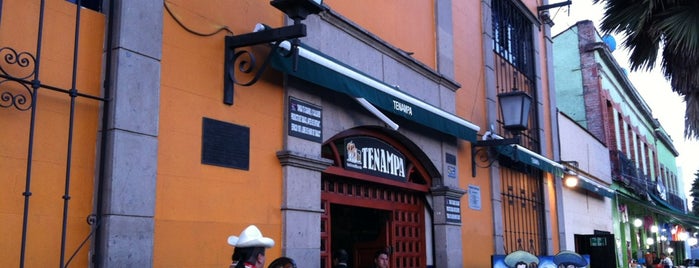 Salón Tenampa is one of D.F..