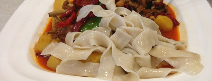 Yelixiali Xinjiang Restaurant is one of Lieux sauvegardés par Chris.