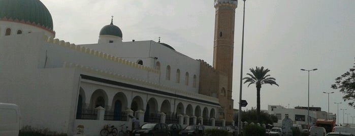 جامع  التوبة is one of Mosquée.