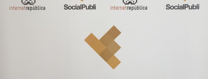 Internet República is one of สถานที่ที่ Mauricio ถูกใจ.