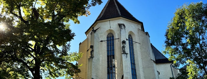 Biserica din Deal is one of Orte, die Phil gefallen.