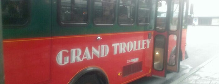 Grand Trolley Tour is one of San Antonio-Kids.