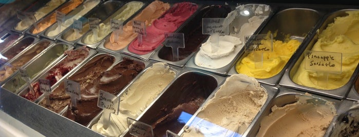 Pazzo Gelato is one of Sunset Junction.