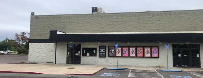 Regal Albany Cinemas is one of Regal cinemas.