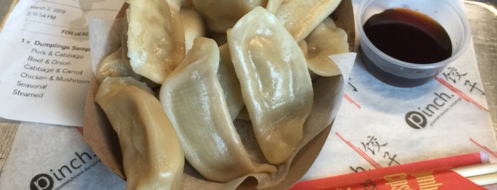 Pinch Gourmet Chinese Dumplings is one of Lugares favoritos de Chris.