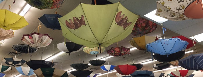 Umbrella Factory is one of Maine.