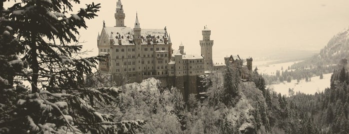 Castello di Neuschwanstein is one of Posti salvati di Serhii.