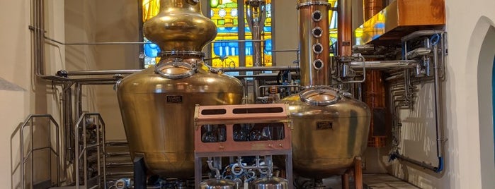 Pearse Lyons Distillery is one of Lugares favoritos de Curt.