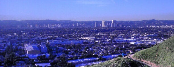 Baldwin Hills Scenic Overlook is one of Los Angeles.
