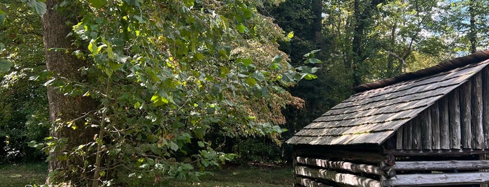 Cades Cove Visitor Center is one of HOOTS RALLY.