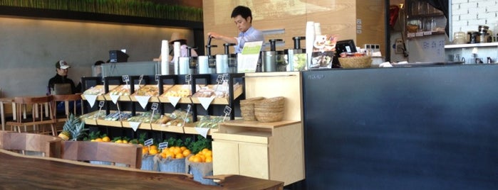 Hurom Juice Cafe is one of Martin 님이 저장한 장소.