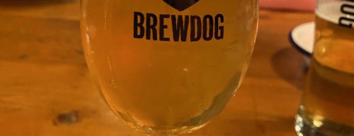 BrewDog Outpost Tower Hill is one of Tempat yang Disukai Sonia.