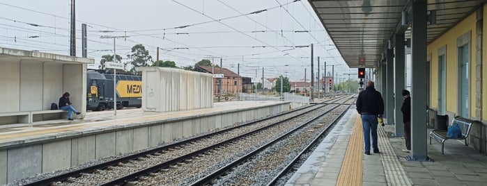 Estação Ferroviária de Vila Nova de Gaia (Devesas) is one of EU-PT.
