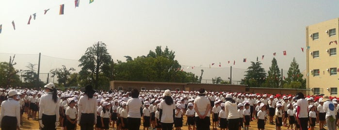 名古屋市立西山小学校 is one of Schools, universities, libraries.