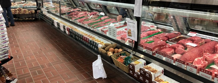 Paulina Meat Market is one of My Food Network List.